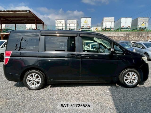 Honda e 2011-07 8006685-3