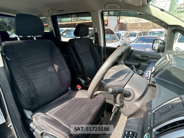 Honda e 2011-07 8006685-5