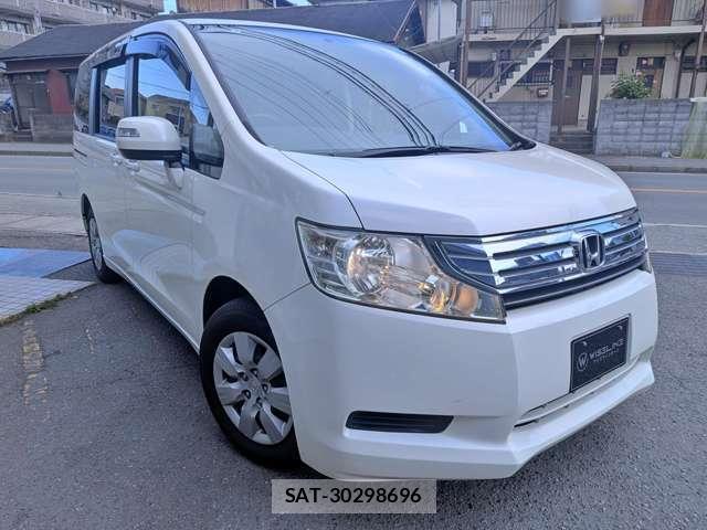 Honda e 2011-03 8006690-12