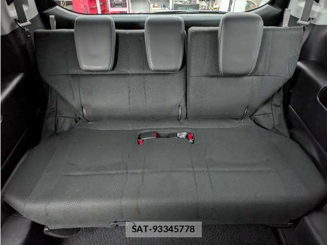 Honda e 2012-12 8007963-13