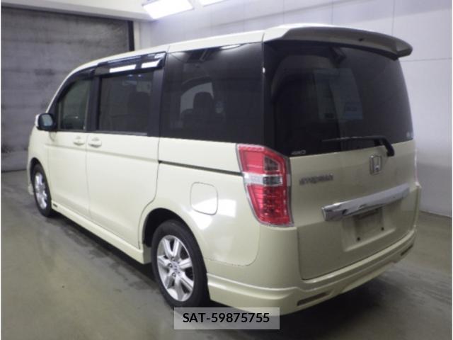 Honda e 2013-09 8008041-3