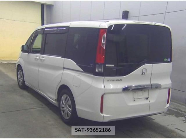 Honda e 2017-12 8008062-1