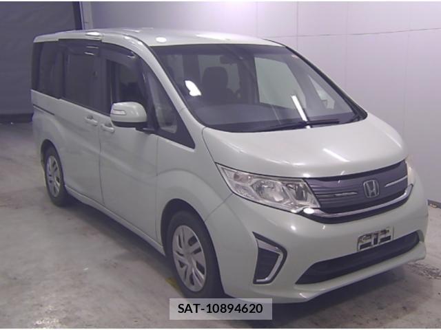 Honda e 2015-09 8008093-3