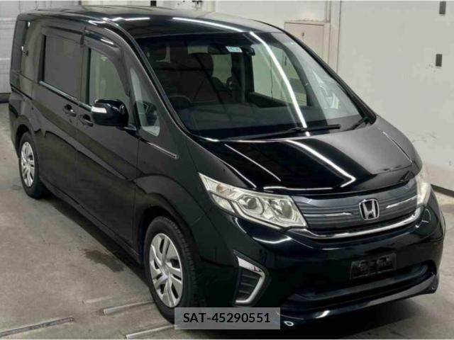 Honda e 2015-05 8008110-3
