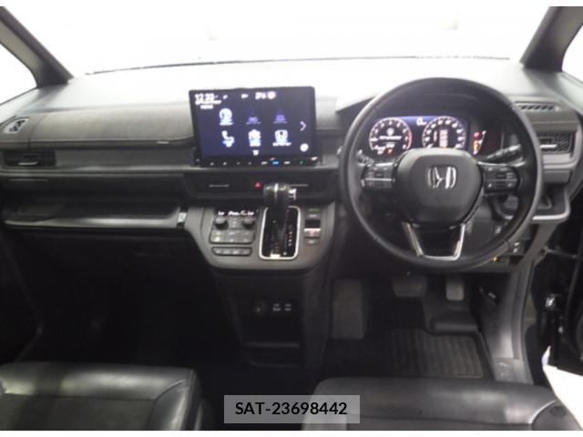 Honda e 2023 8008115-2