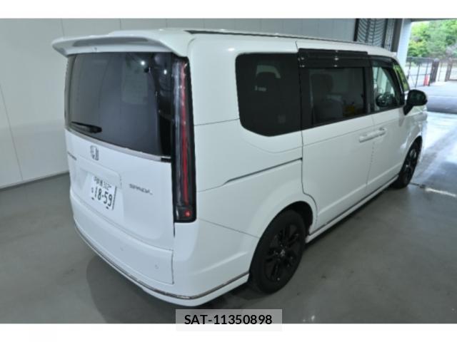 Honda e 2023-03 8008120-3