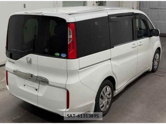 Honda e 2016-07 8008136-1