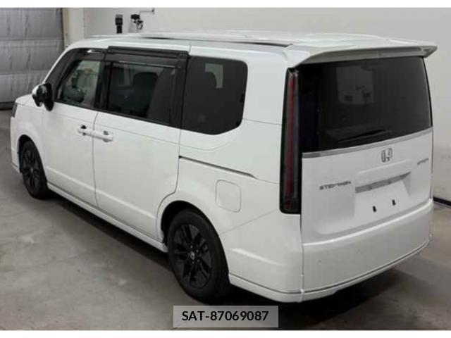 Honda e 2022-09 8008137-4