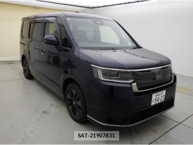 Honda e 2022-08 8008176-2