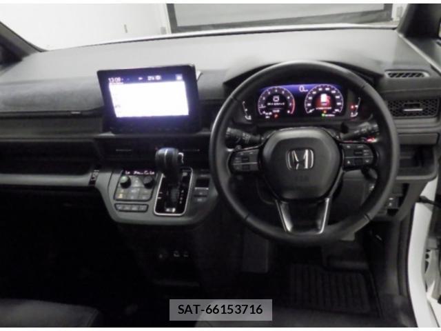 Honda e 2022-10 8008177-2