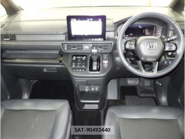 Honda e 2022-08 8008191-2