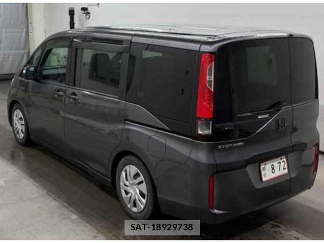 Honda e 2015-08 8008288-1