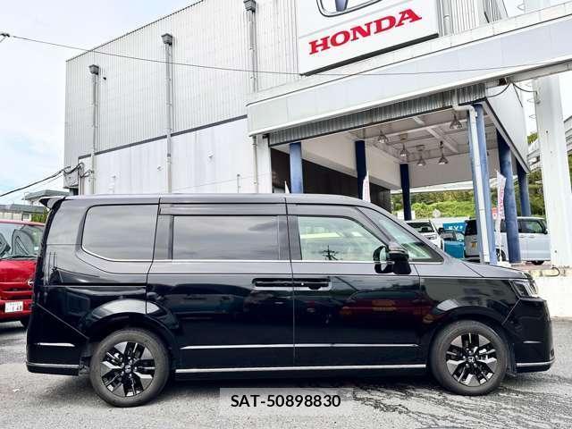 Honda e 2022-10 8008461-3