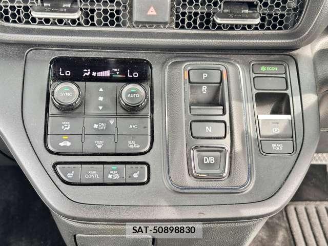 Honda e 2022-10 8008461-8