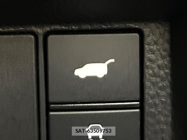 Honda e 2024-03 8008648-5