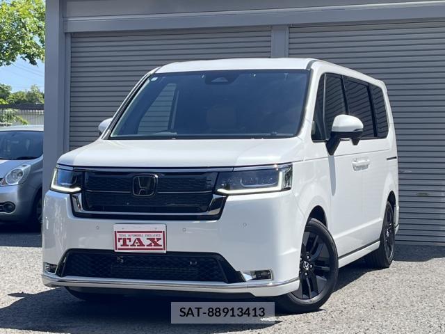 Honda e 2024-11 8008943-0