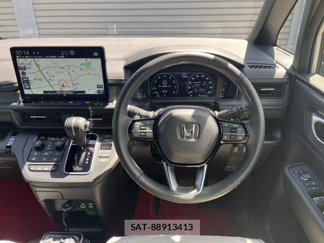 Honda e 2024-11 8008943-3