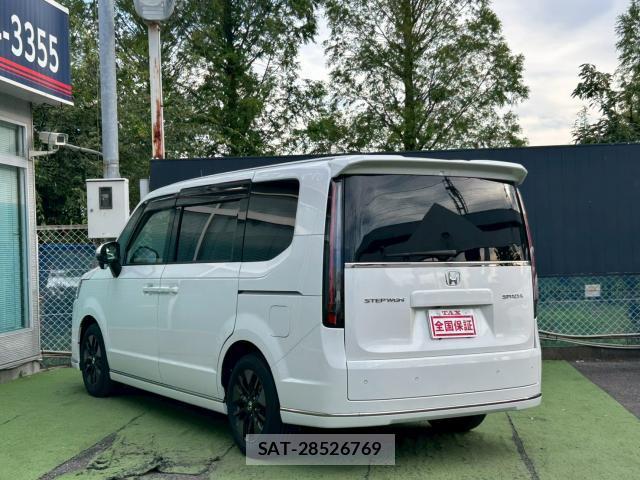 Honda e 2022-04 8008957-16