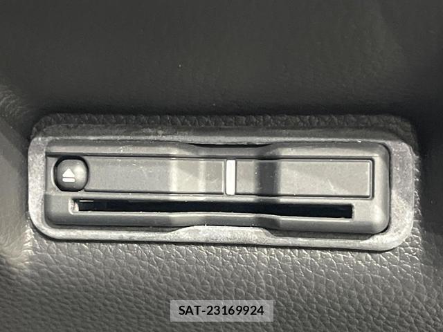 Honda e 2022-11 8008968-7