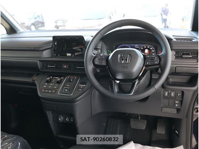 Honda e 2025-12 8009387-1