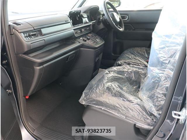 Honda e 2025-12 8009388-15