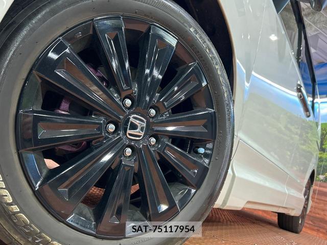 Honda e 2024-07 8009406-14