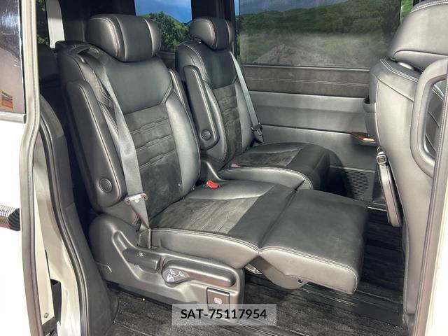 Honda e 2024-07 8009406-9