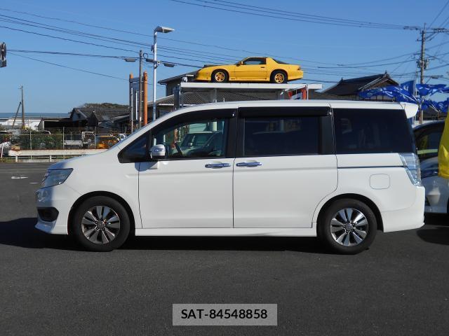 Honda e 2012-12 8009474-10