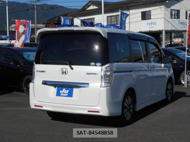 Honda e 2012-12 8009474-13