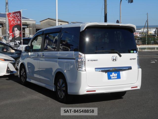 Honda e 2012-12 8009474-14