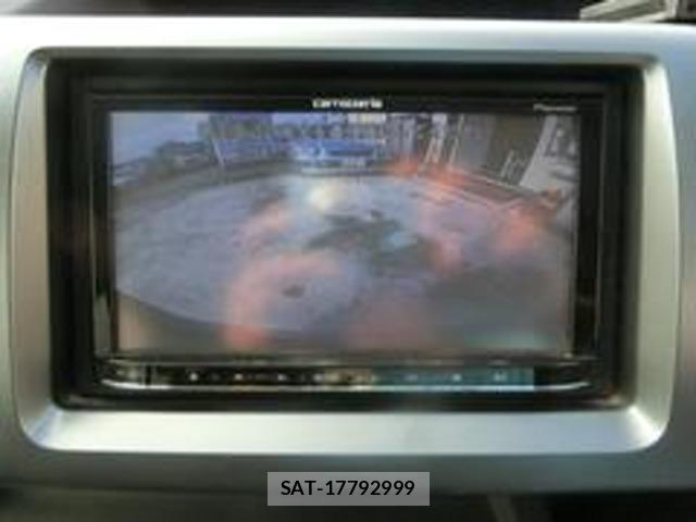 Honda e 2011-07 8009692-6