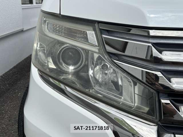Honda e 2013-11 8009727-12