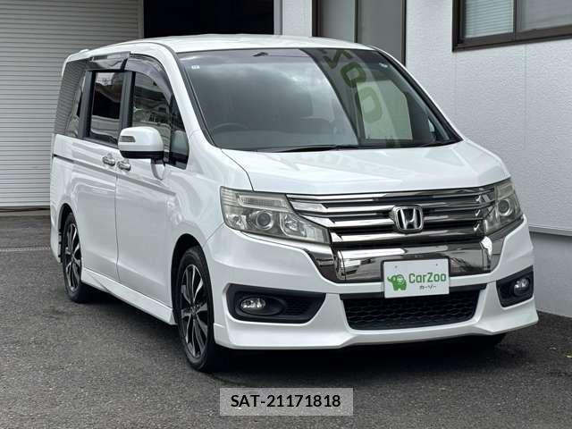 Honda e 2013-11 8009727-9