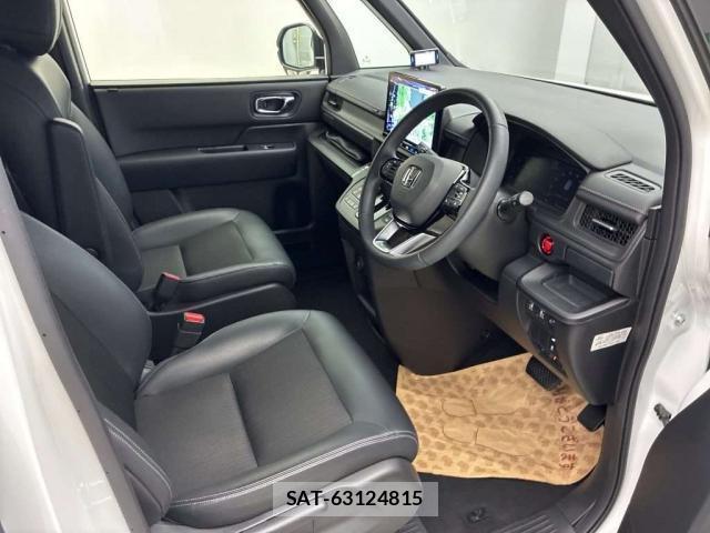 Honda e 2024-06 8009850-3