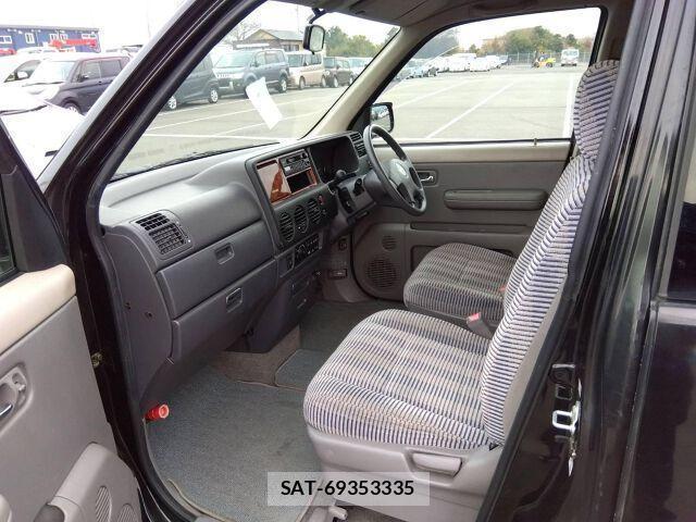 Honda e 1996-12 8009958-2