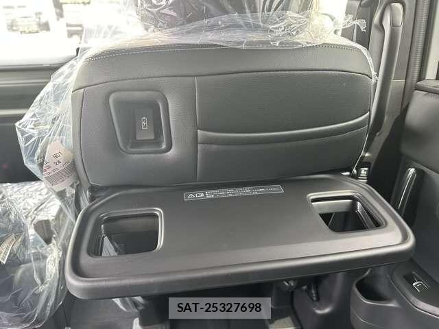 Honda e 2026-01 8010091-10