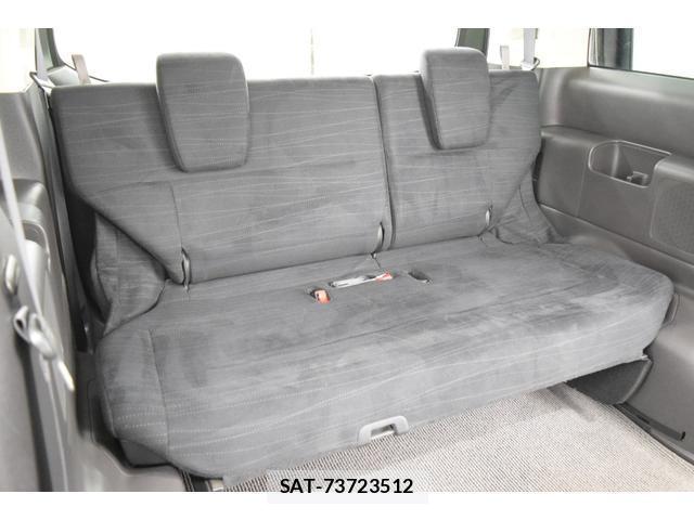 Honda e 2011-03 8010126-18