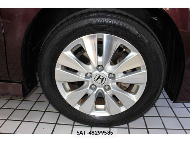 Honda e 2010-03 8010189-14