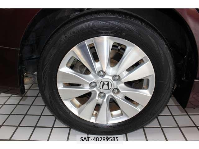 Honda e 2010-03 8010189-15