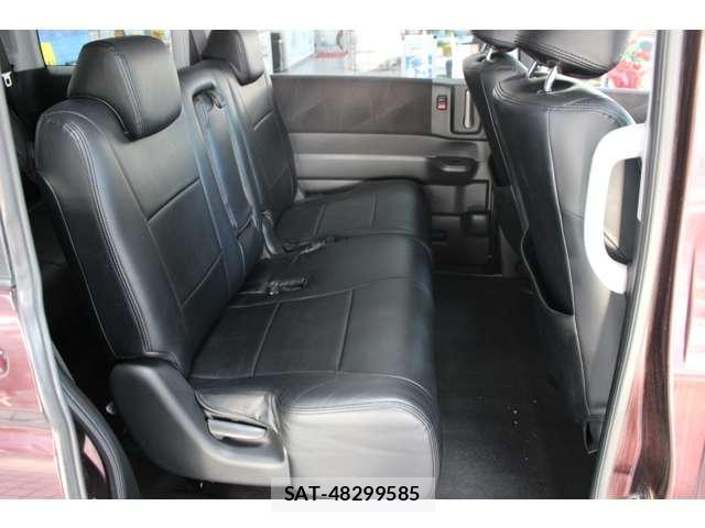 Honda e 2010-03 8010189-9