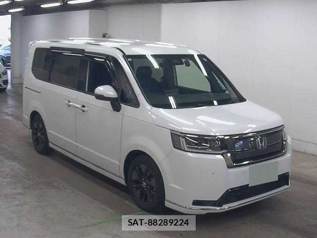 Honda e 2022-07 8010240-0