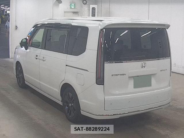 Honda e 2022-07 8010240-1