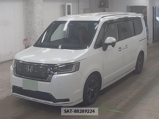 Honda e 2022-07 8010240-4