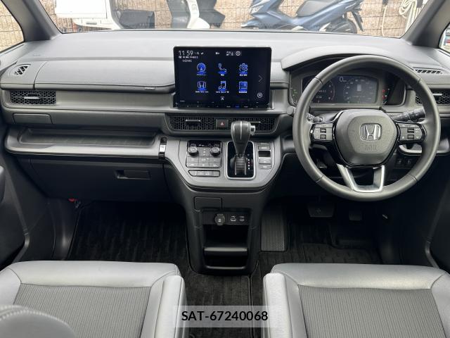 Honda e 2024-09 8010318-13