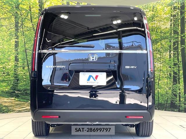Honda e 2025-10 8010430-15