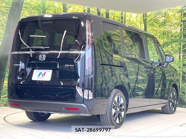 Honda e 2025-10 8010430-17