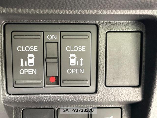 Honda e 2024-01 8010431-4