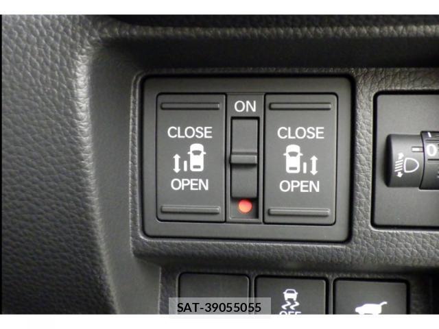 Honda e 2024-05 8010538-8