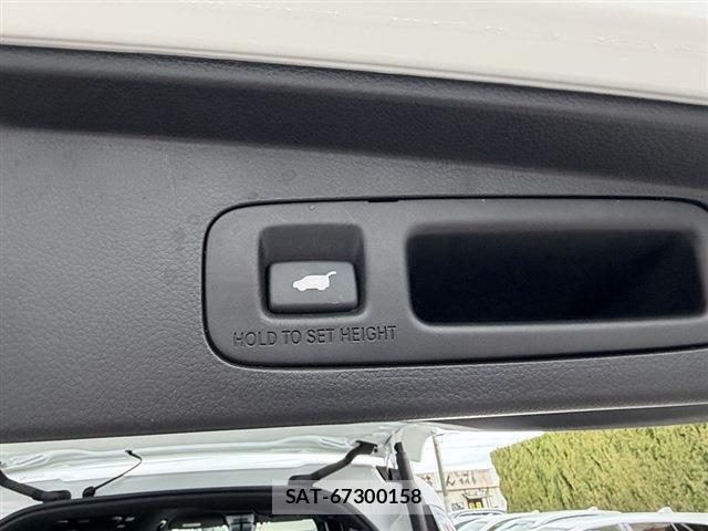 Honda e 2024-02 8010843-11