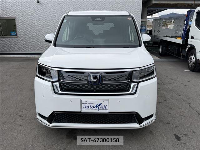 Honda e 2024-02 8010843-4
